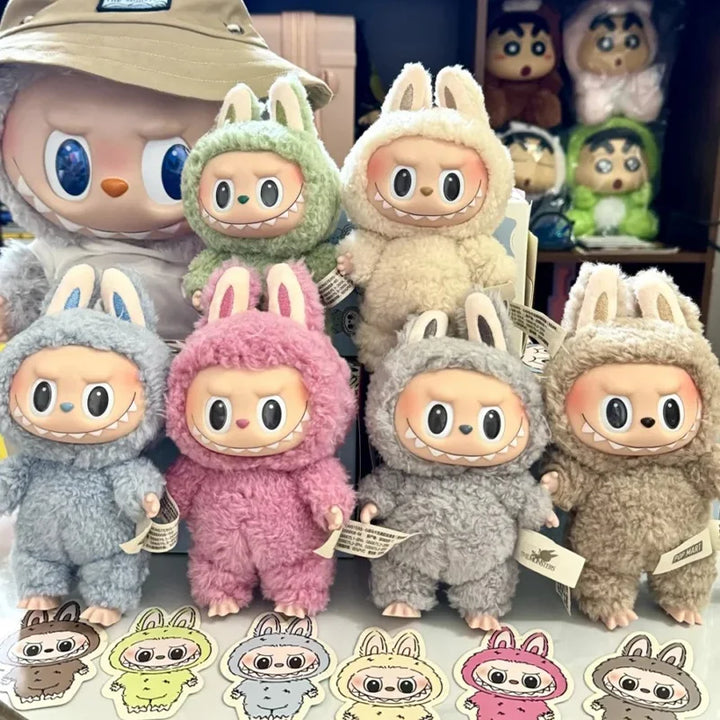 2025 nova geração de estilo comum labubu os monstros pingente de vinil boneca mochila estátua bonito brinquedo colecionável presente de aniversário